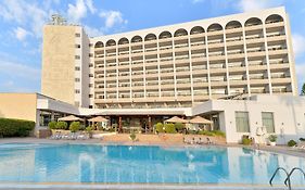Ajax Hotel